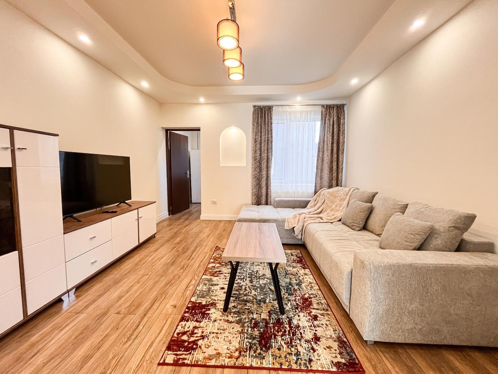 La Teatru - 2Bd Apartment Near Theatre And Old Town Brasov Bagian luar foto